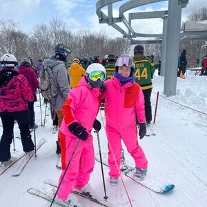 Cyber Monday deal! Air blaster freedom suit. Wore one time. Easy for your kids!